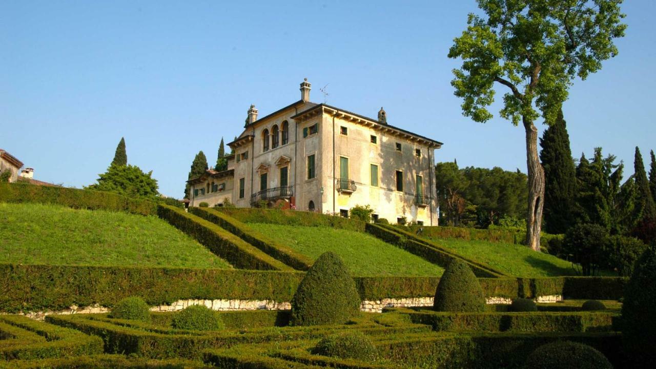 Villa Betteloni Valpolicella Suites San Pietro in Cariano Exterior photo