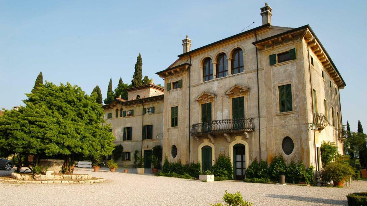 Villa Betteloni Valpolicella Suites San Pietro in Cariano Exterior photo