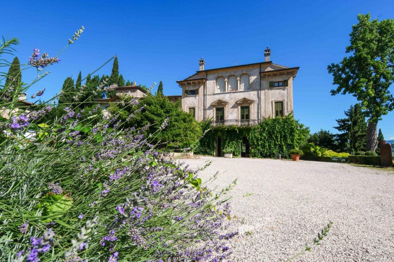 Villa Betteloni Valpolicella Suites San Pietro in Cariano Exterior photo