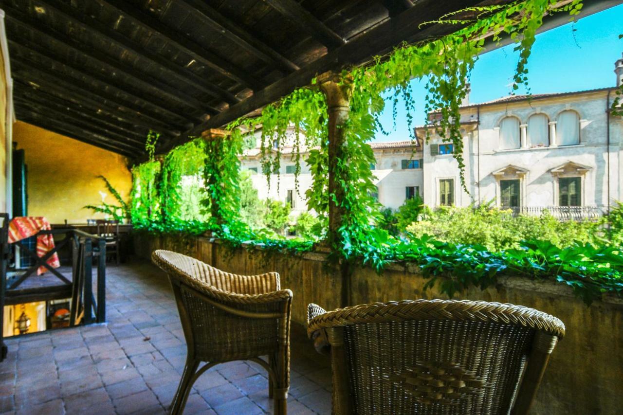 Villa Betteloni Valpolicella Suites San Pietro in Cariano Exterior photo
